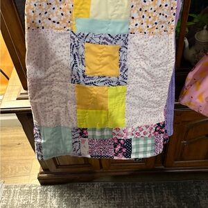 Patchwork Quilt Throw Blanket - Multicolor